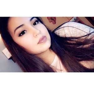 Meet your Posher, Alicia